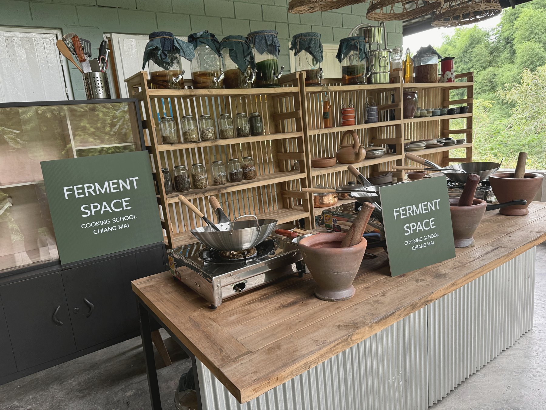 Fermentation shelves and stove